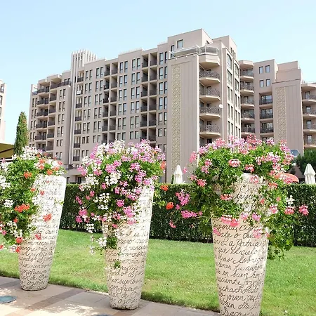 דירה One-bedroom Private In Royal Beach *