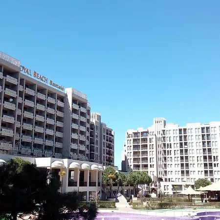 One-bedroom Private In Royal Beach דירה סאני ביץ'