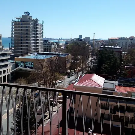 דירה One-bedroom Private In Royal Beach *