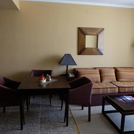 One-bedroom Private In Royal Beach דירה סאני ביץ'