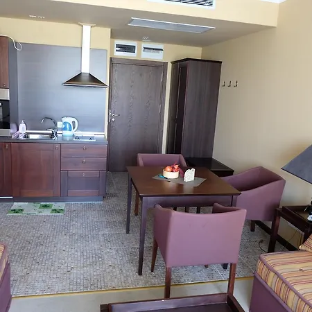 דירה One-bedroom Private In Royal Beach