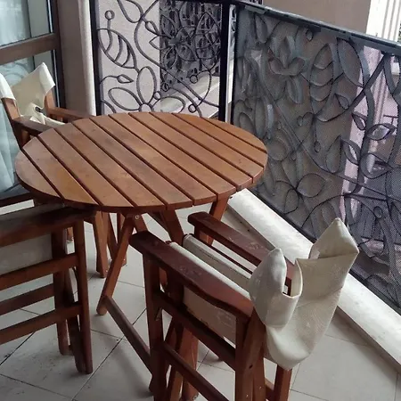 One-bedroom Private In Royal Beach דירה סאני ביץ'